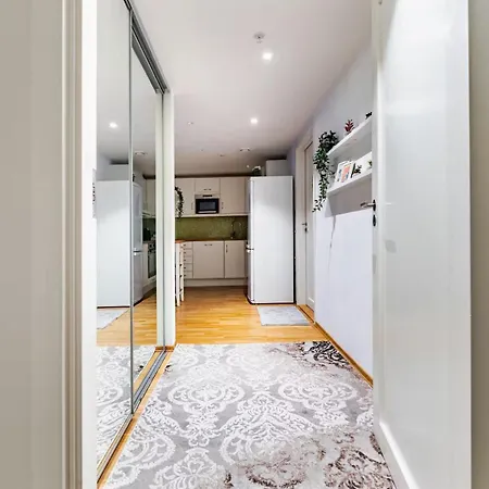 Apartman In The Heart Of